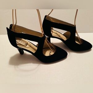 NWOT-Life Stride Women's Black Heels